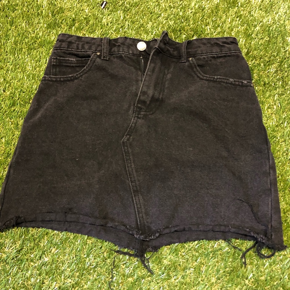 Forever 21 black jean skirt